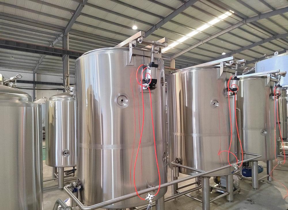 kombucha fermentation equipment, kombucha brewing equipment, flat open top kombucha fermenter, pressured kombucha fermentation tank, flash pasteurizer, 